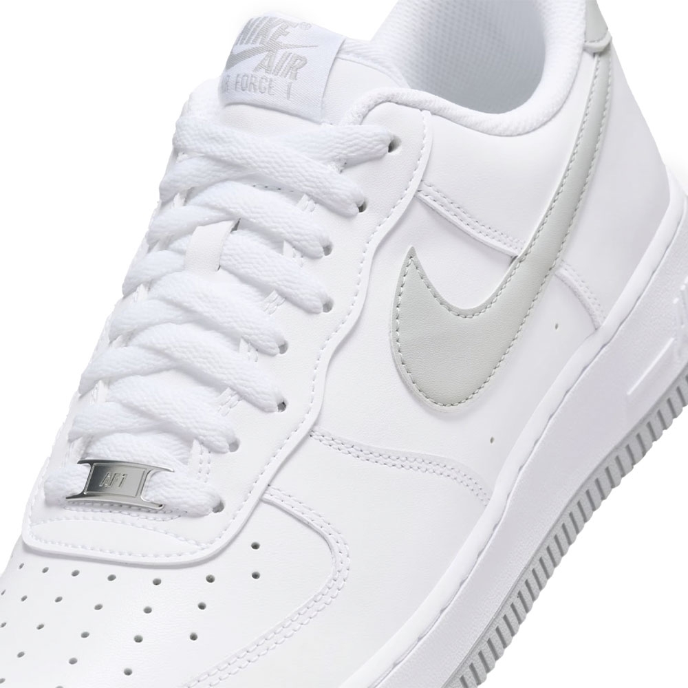 Tênis Nike Air Force 1 '07 Branco/cinza
