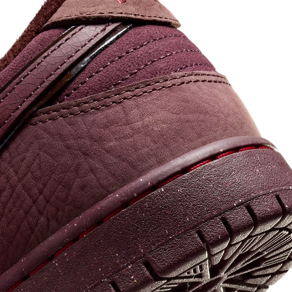 Tênis Nike Dunk Sb Low " City Of Love " Vinho