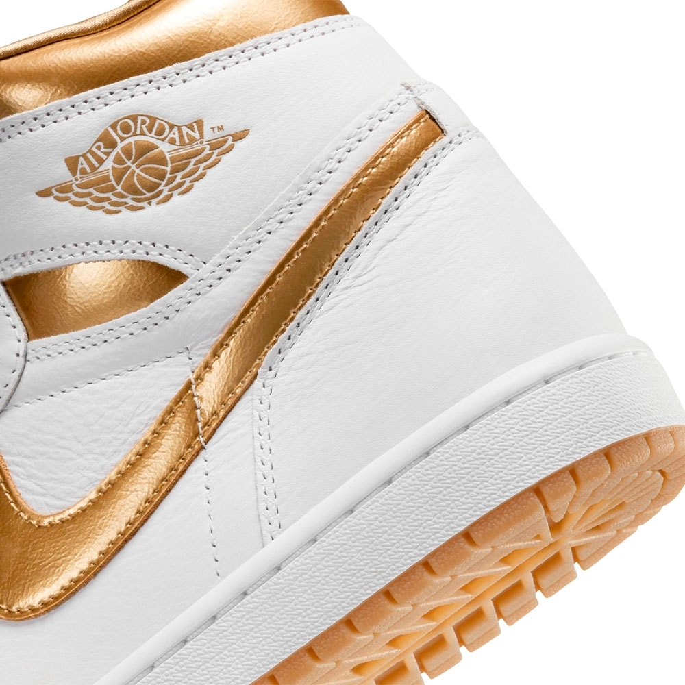 Tênis Feminino Nike Air Jordan High Metalic Gold Branco/dourado
