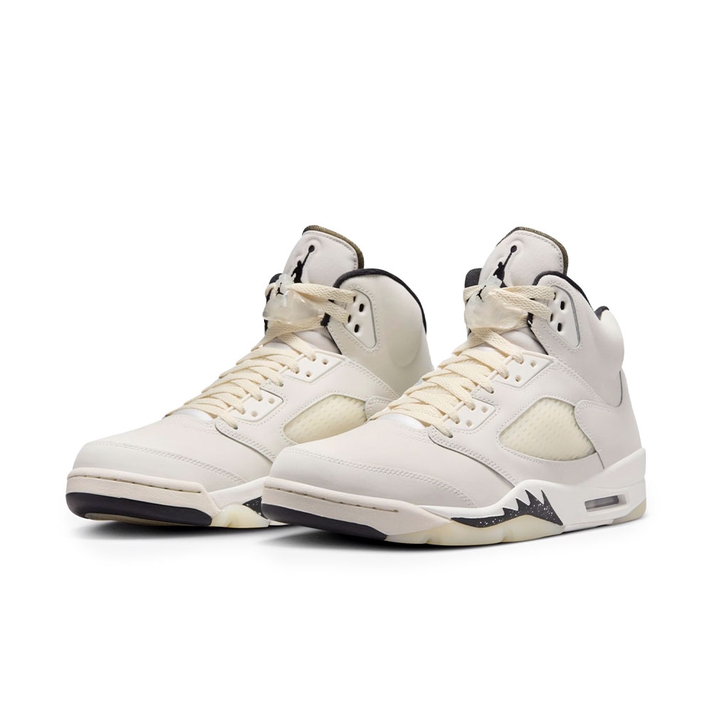 Tênis Nike Air Jordan 5 Retro  Se Sail Branco