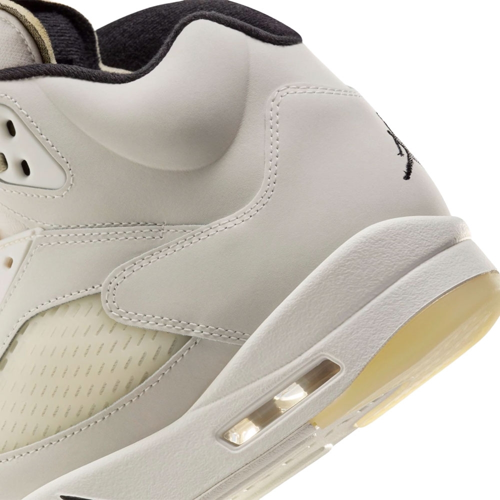 Tênis Nike Air Jordan 5 Retro  Se Sail Branco