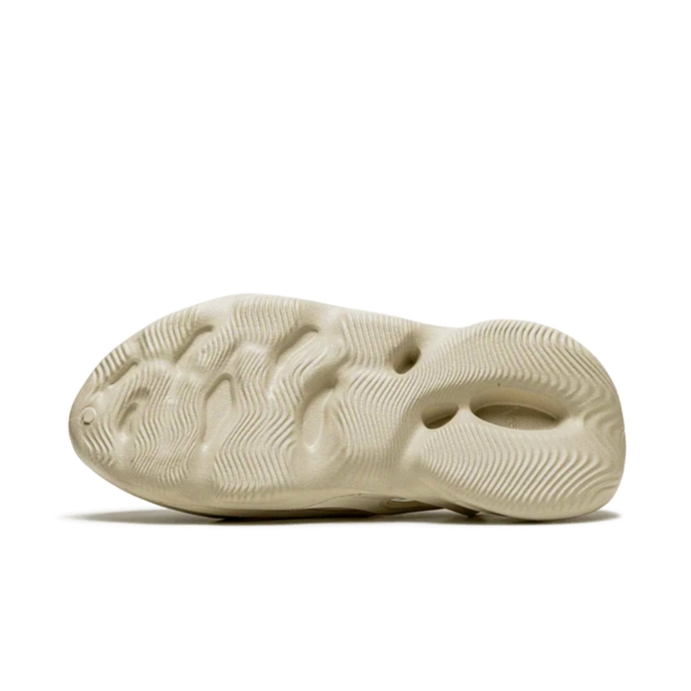 Yeezy Foam Runner Bege
