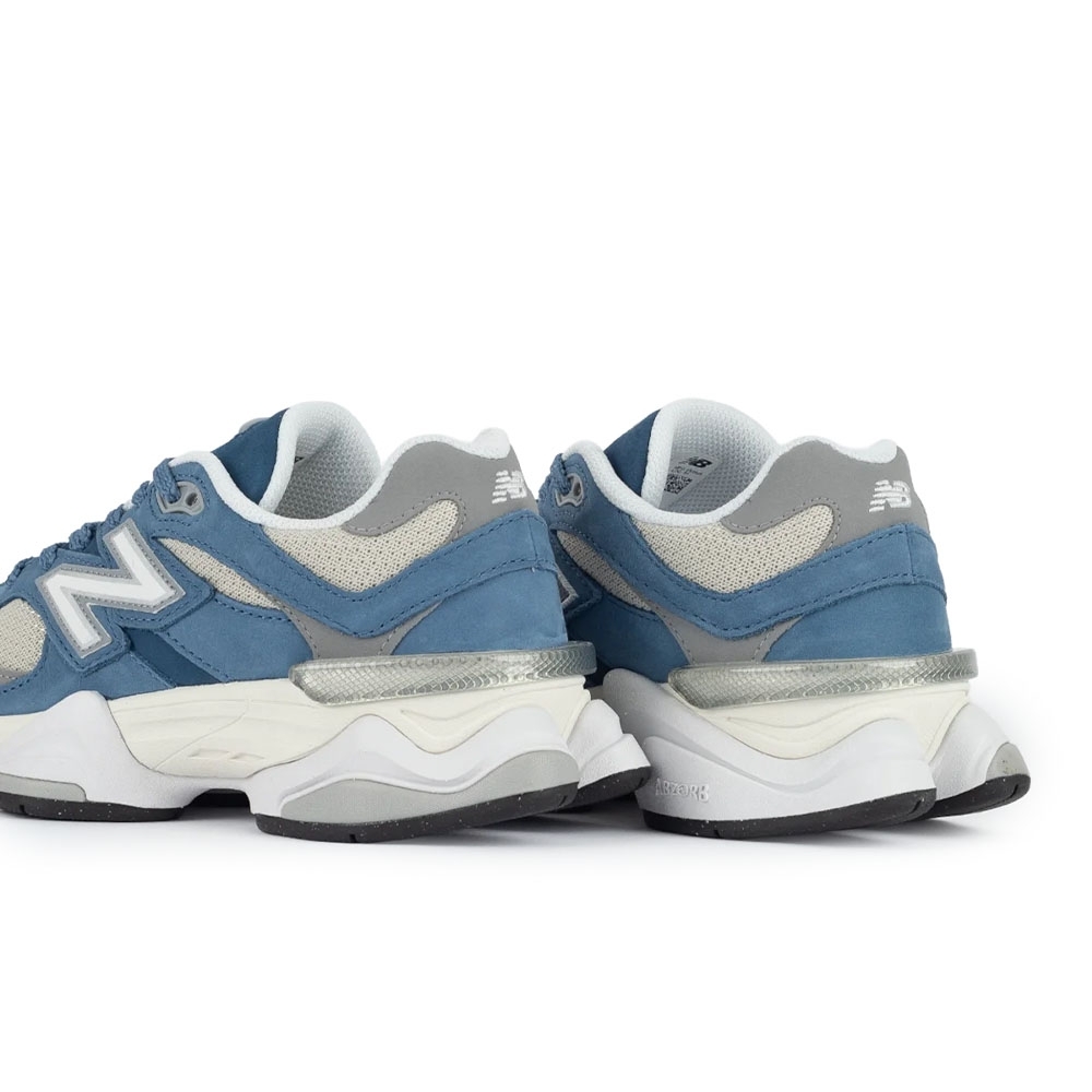 Tênis New Balance 9060 Azul/bege