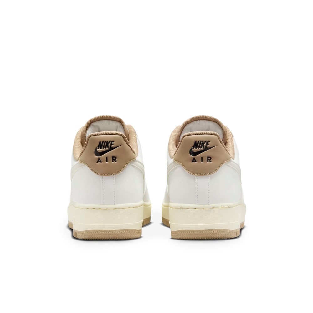 Tênis Nike Air Force 1 '07 Lv8 Bege/marrom
