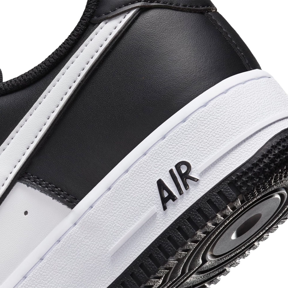 Tênis Nike Air Force 1 '07 Preto/branco
