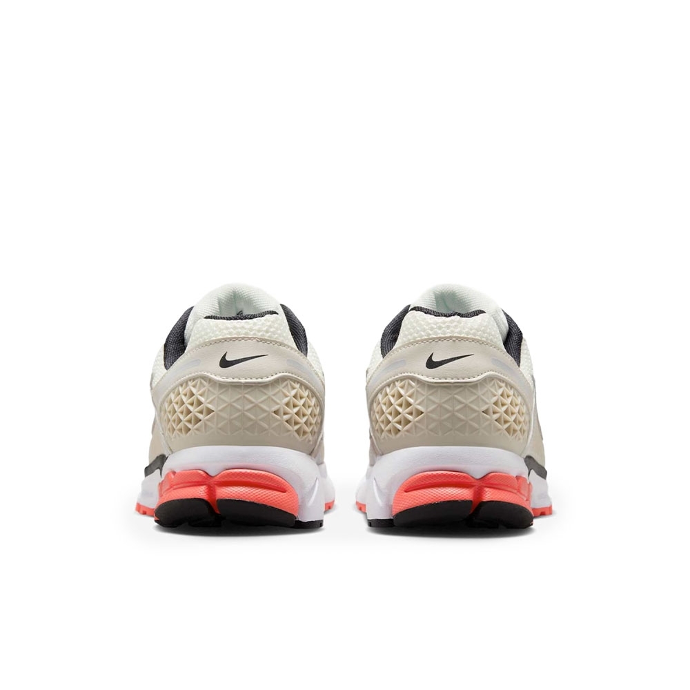 Tênis Nike Zoom Vomero 5 Bege/laranja