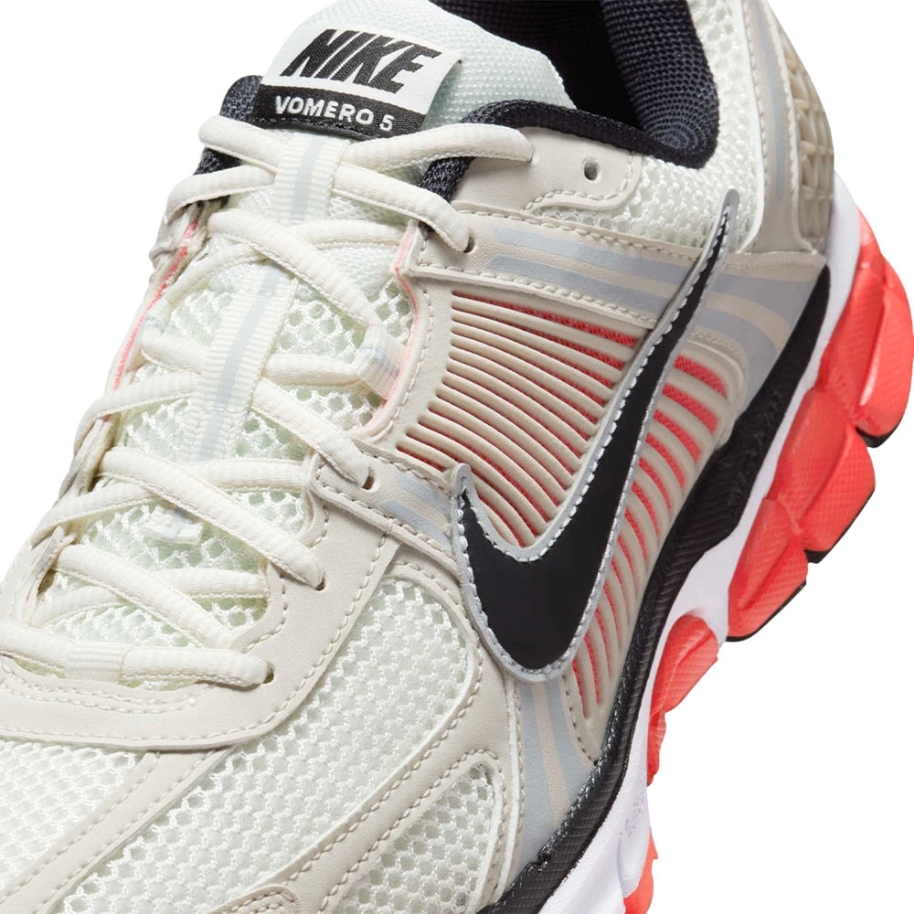 Tênis Nike Zoom Vomero 5 Bege/laranja