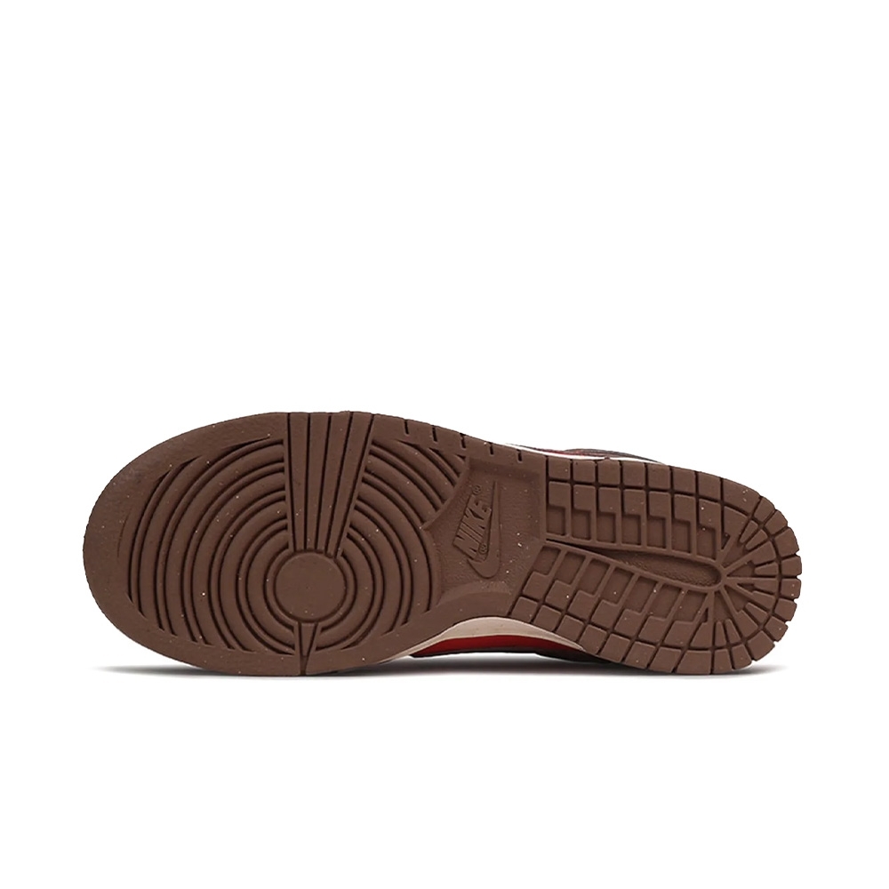 Tenis Nike Dunk Low Next Nature Vermelho/marrom