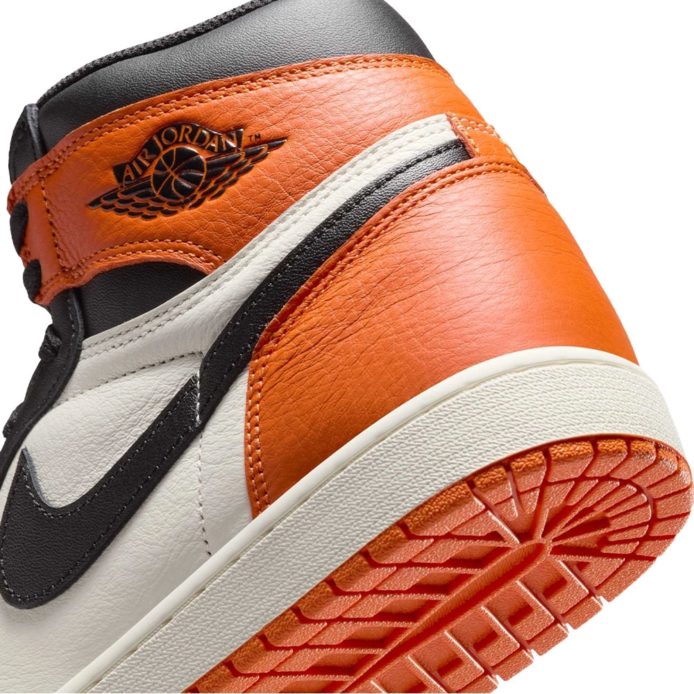 Tênis Air Jordan 1 Retro Hi Og Preto/laranja
