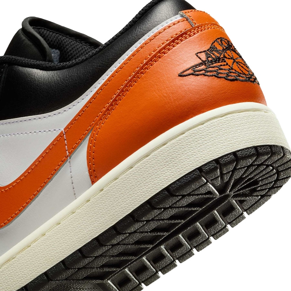 Tênis Air Jordan 1 Low Preto/laranja