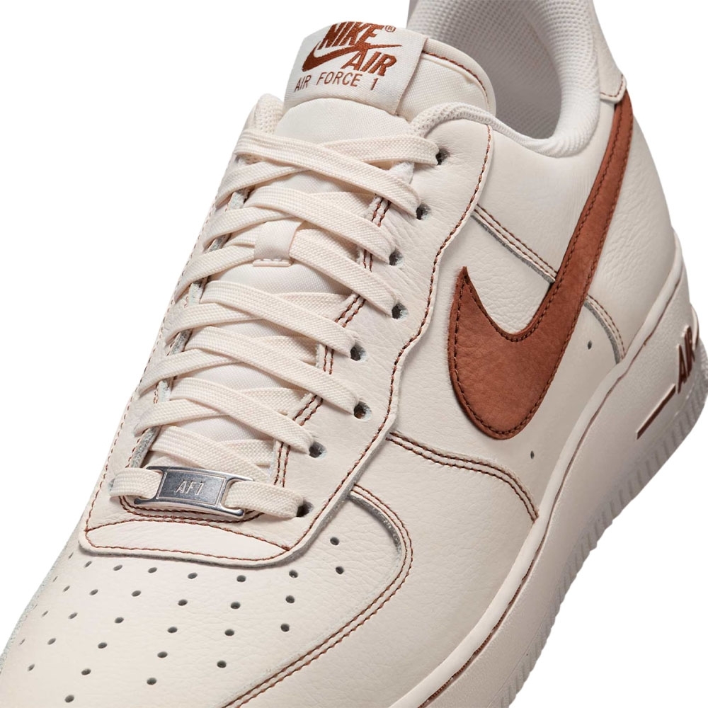 Tênis Nike Air Force 1 07 Lv8 Branco/marrom