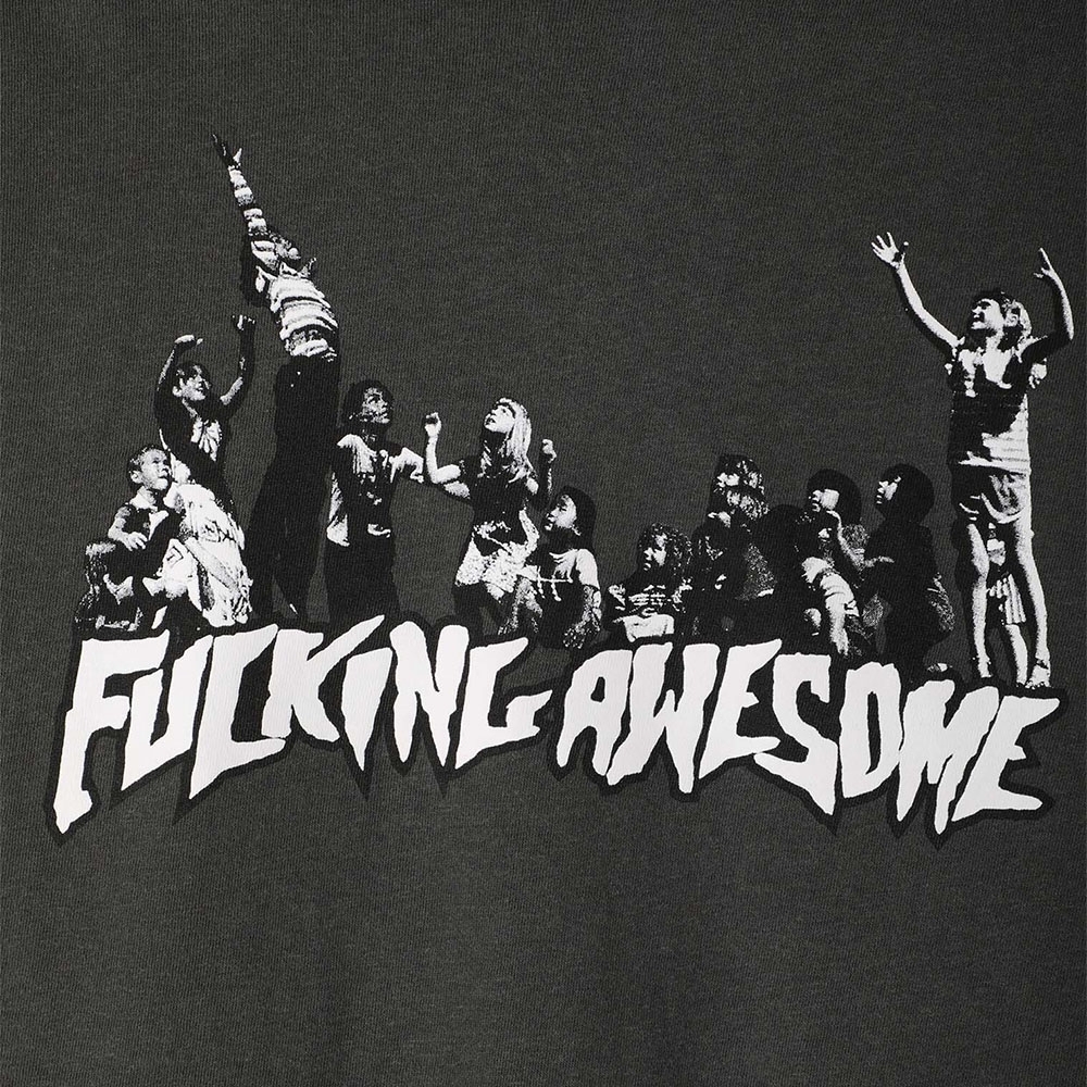 Camiseta F.awesome Hug The Earth Cinza