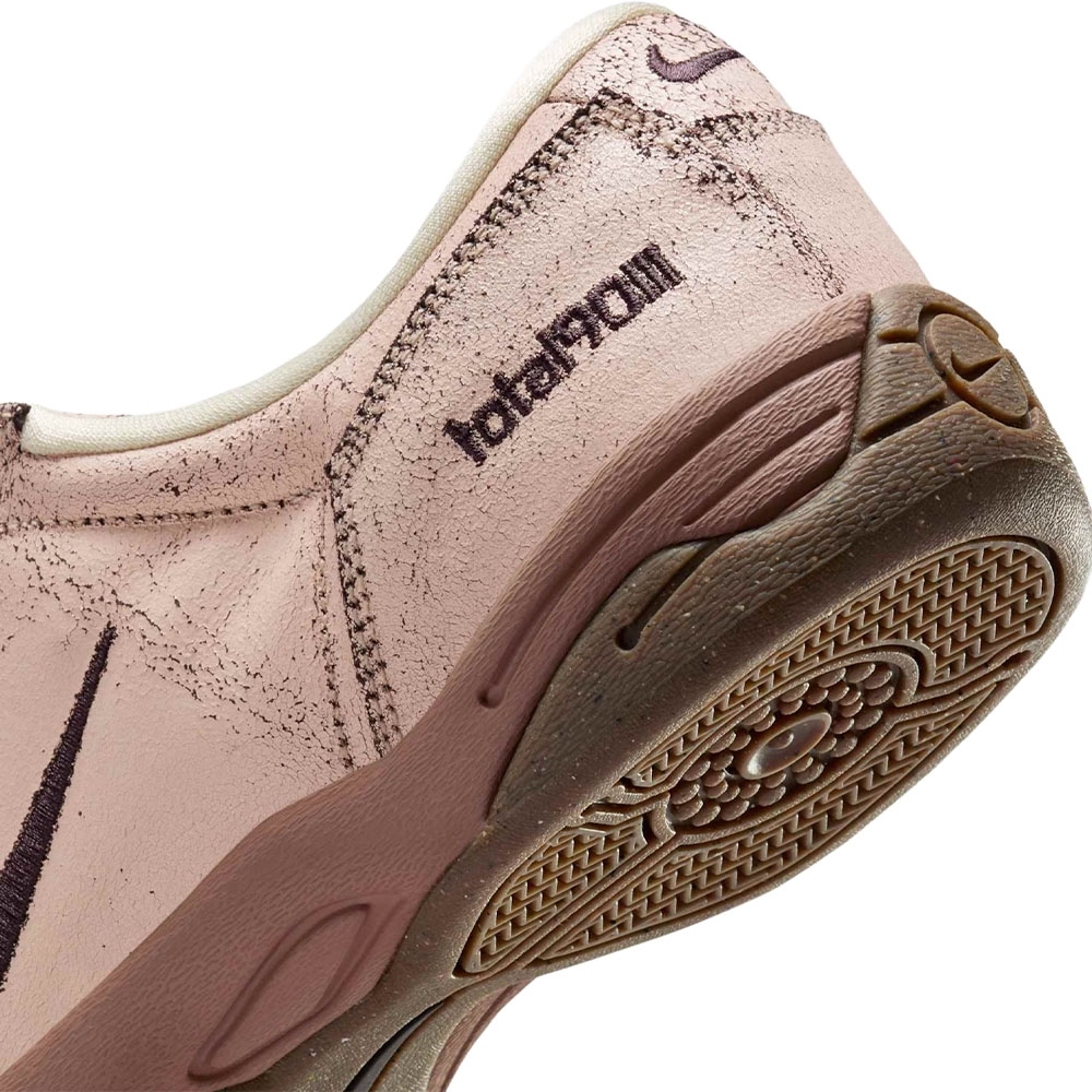 Tênis Nike Total 90 Marrom/bege