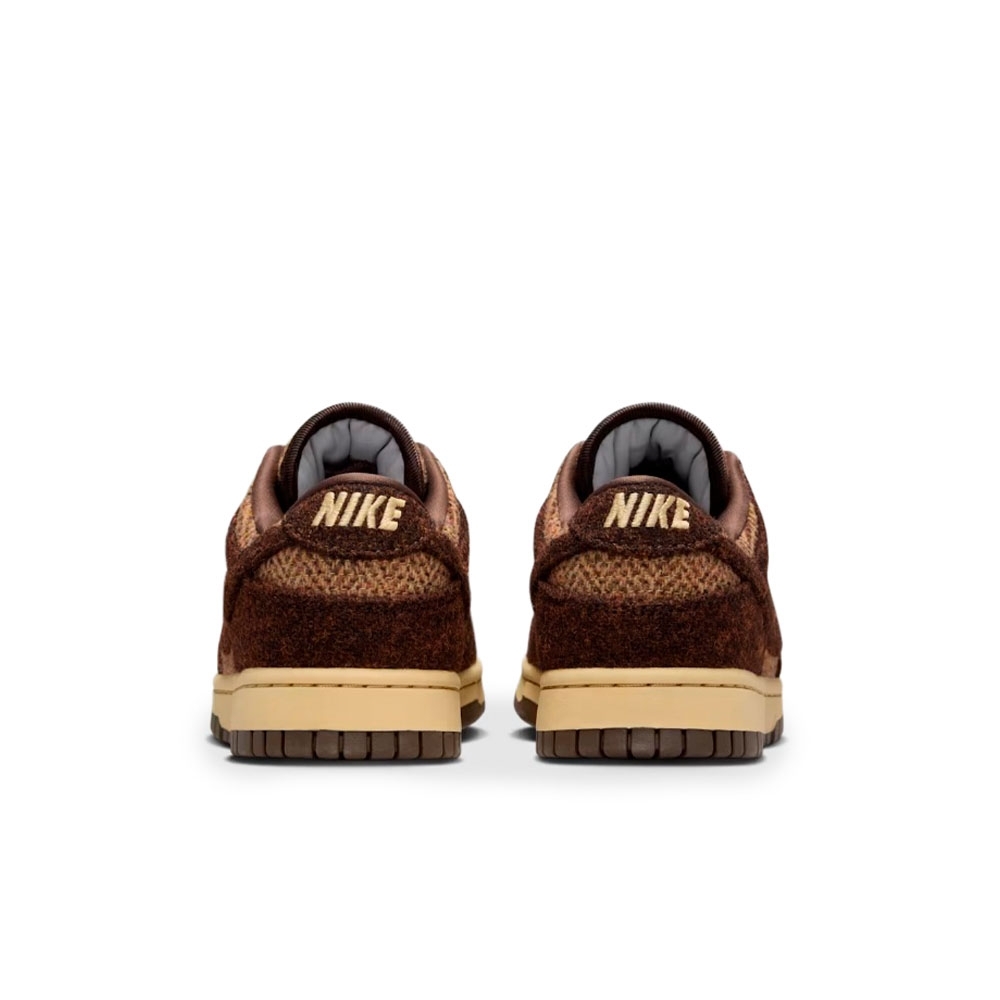 Tênis Nike Dunk Low Marrom