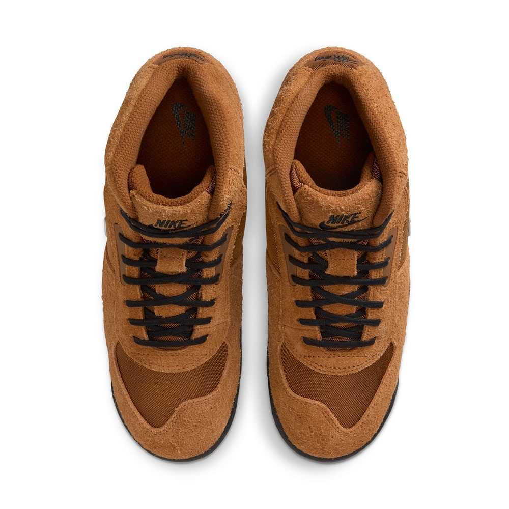 Tênis Nike Baltoro X Stussy Marrom