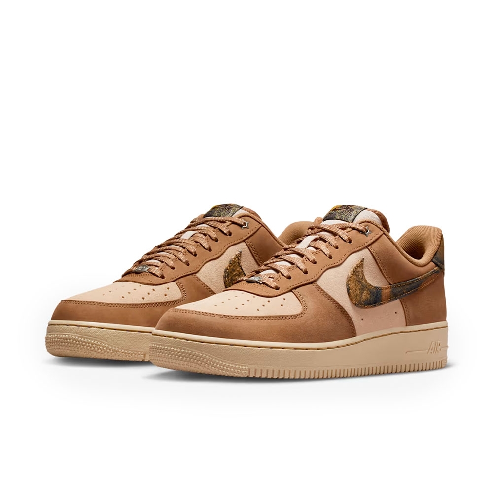 Tênis Nike Air Force 1 07 Marrom/bege