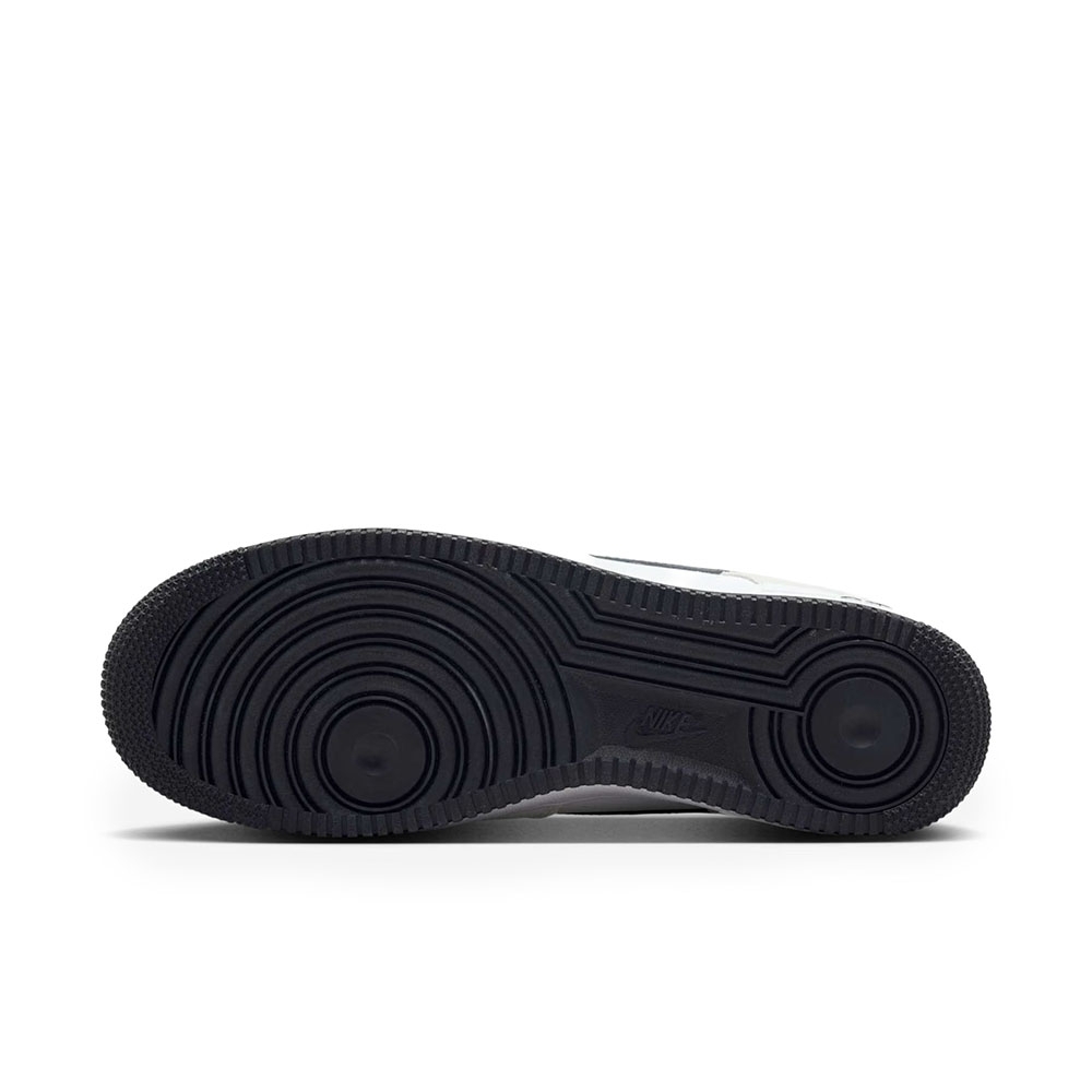 Tênis Nike Air Force 1 07 Bege/preto