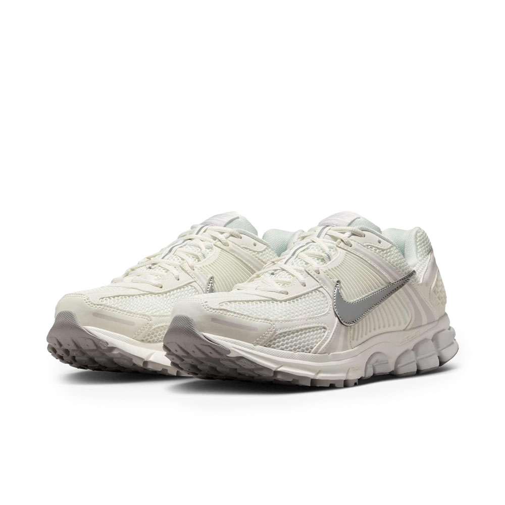 Tênis Nike Zoom Vomero 5 Branco