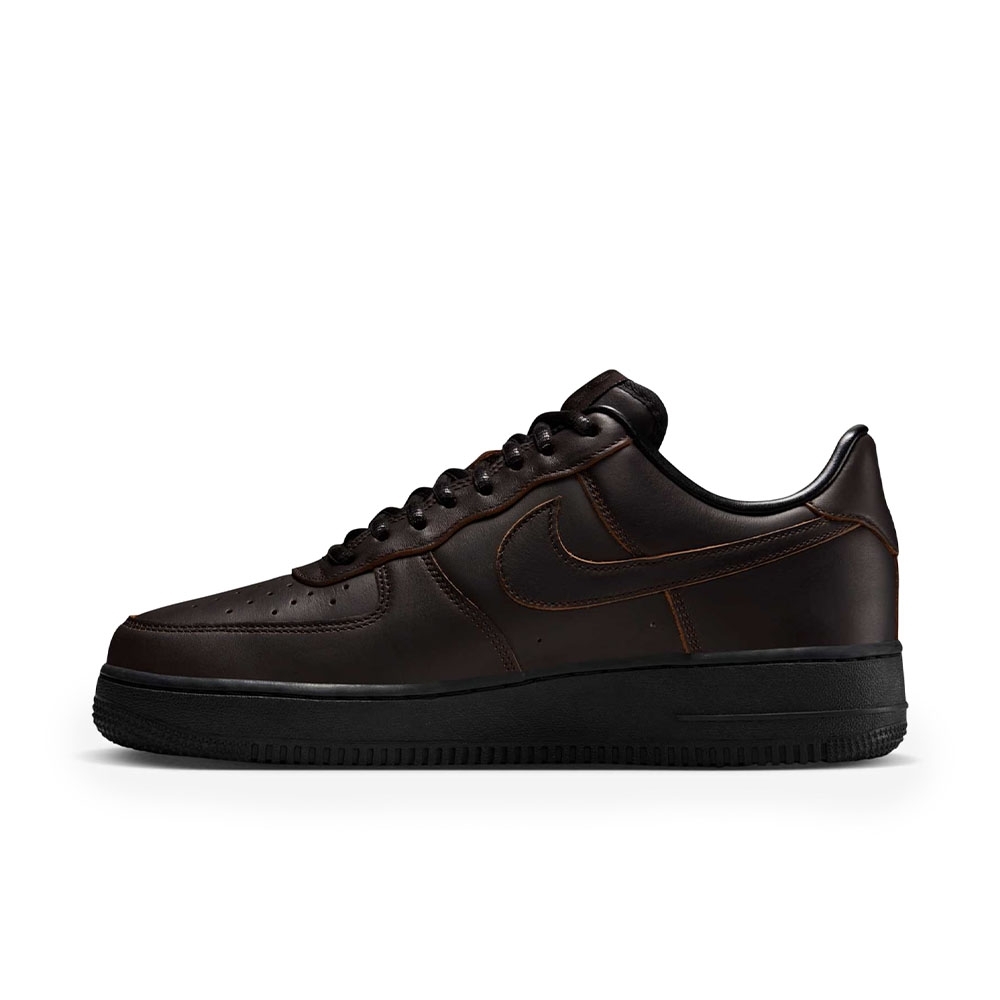 Tênis Nike Air Force 1 07 Marrom/preto