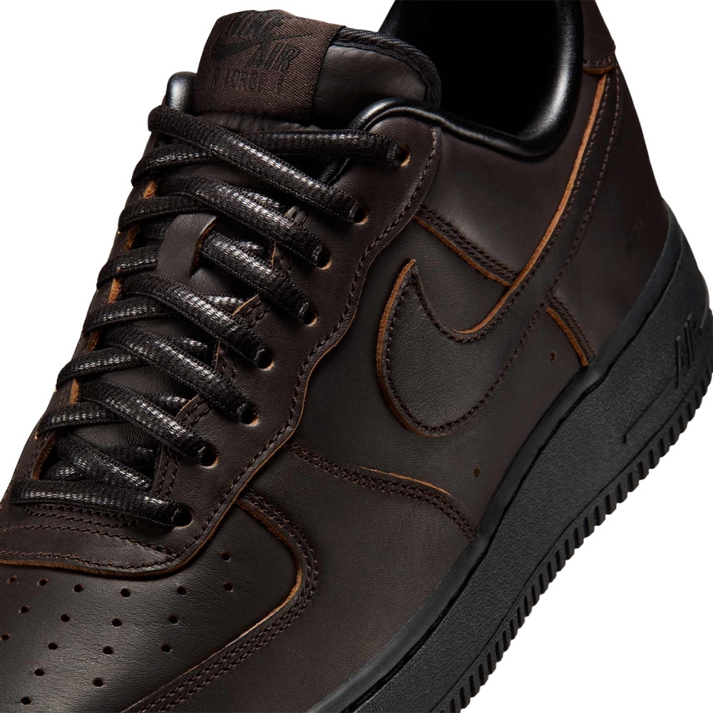 Tênis Nike Air Force 1 07 Marrom/preto