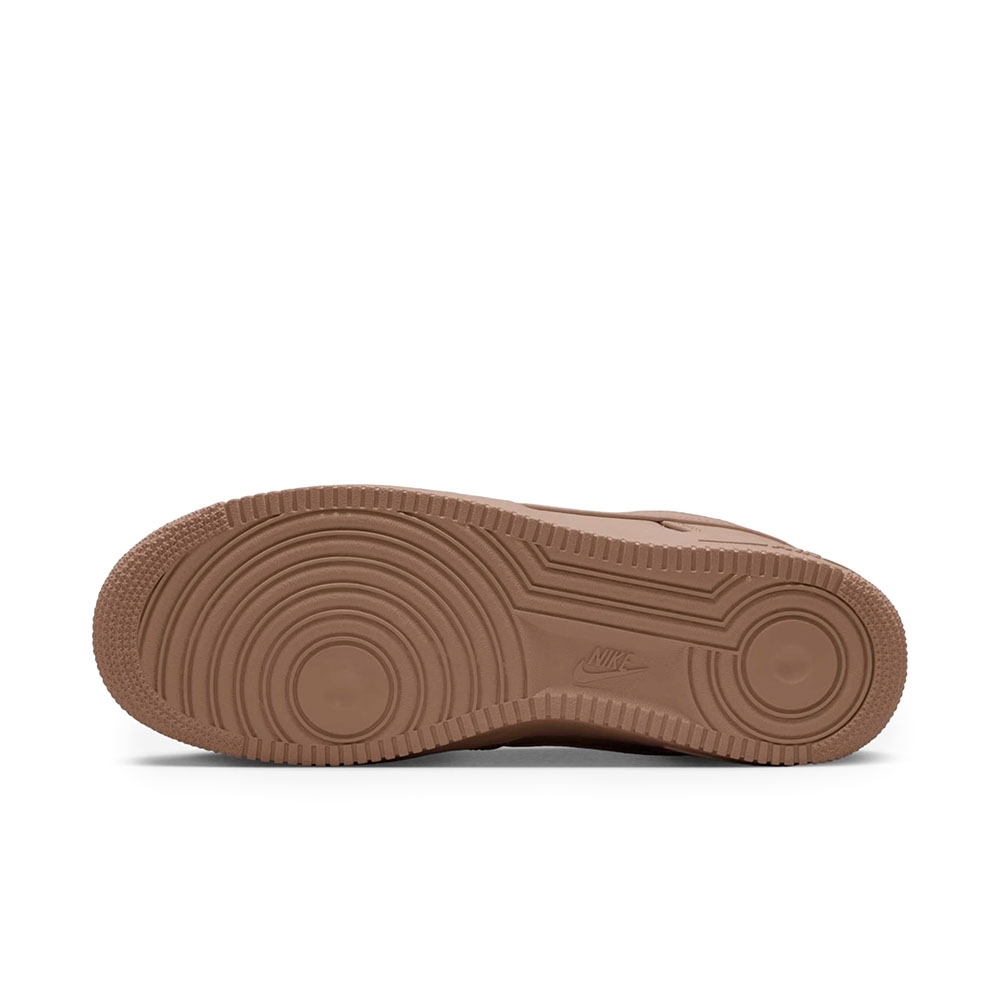 Tênis Nike Air Force 1 Marrom