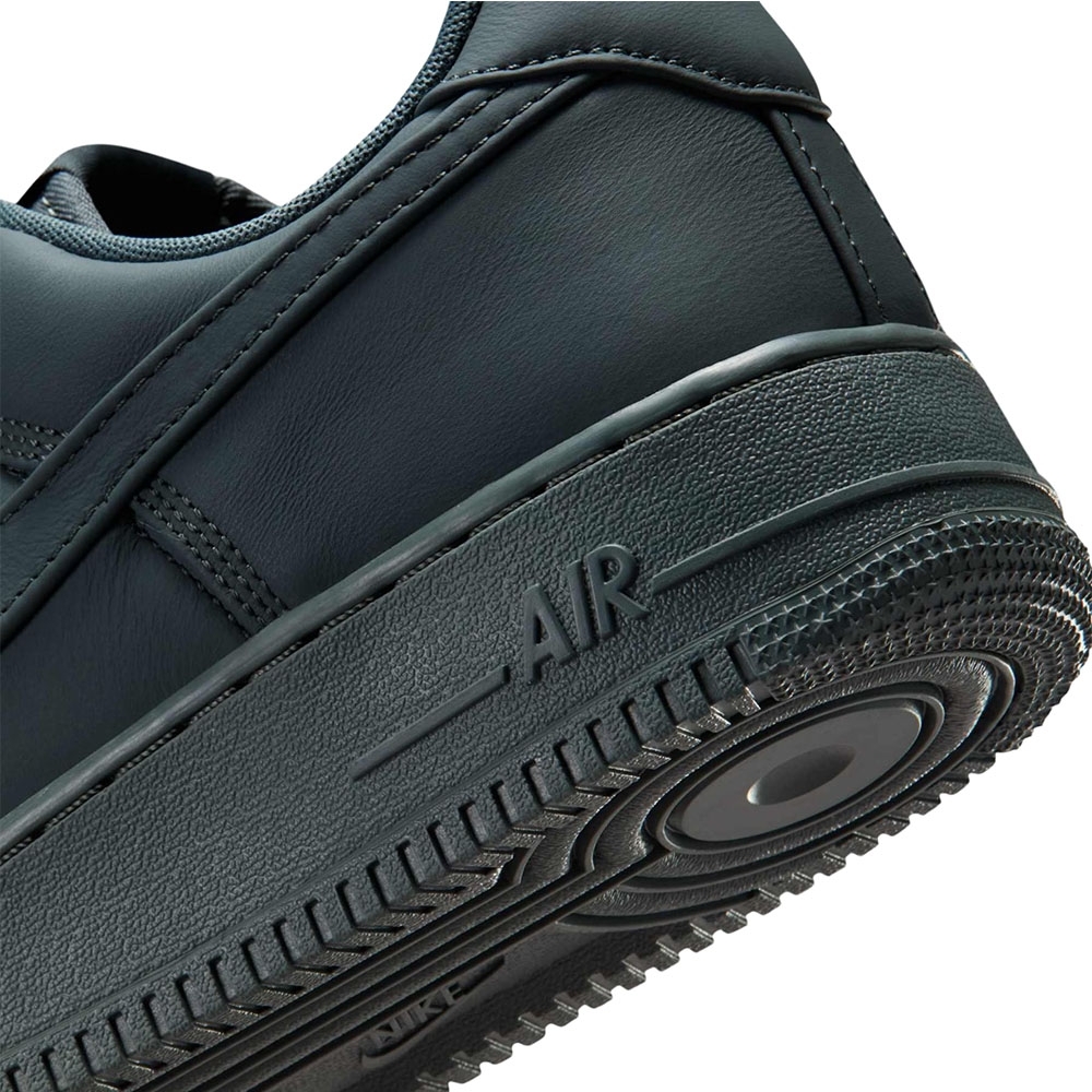 Tênis Nike Air Force 1 Cinza