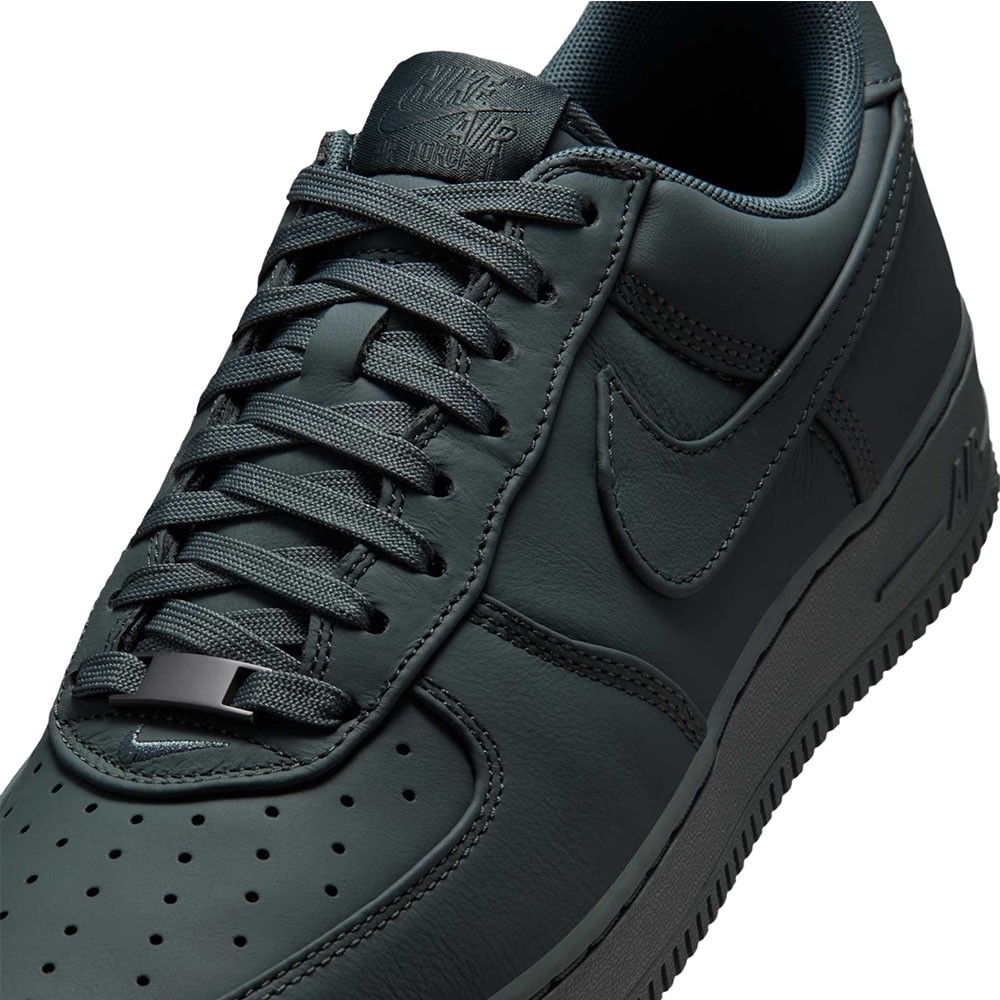 Tênis Nike Air Force 1 Cinza