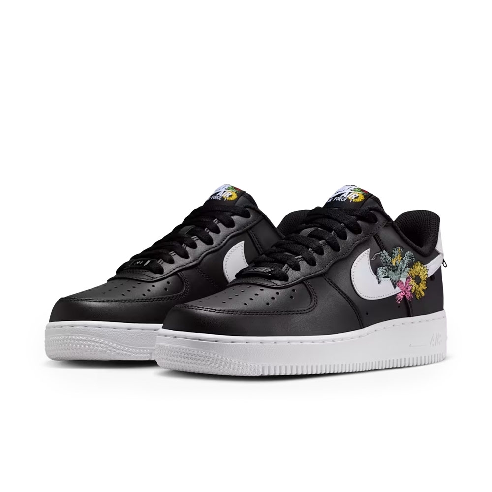 Tênis Nike Air Force 1 07 Preto