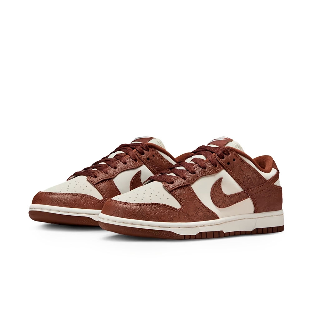 Tênis Nike Dunk Low Marrom