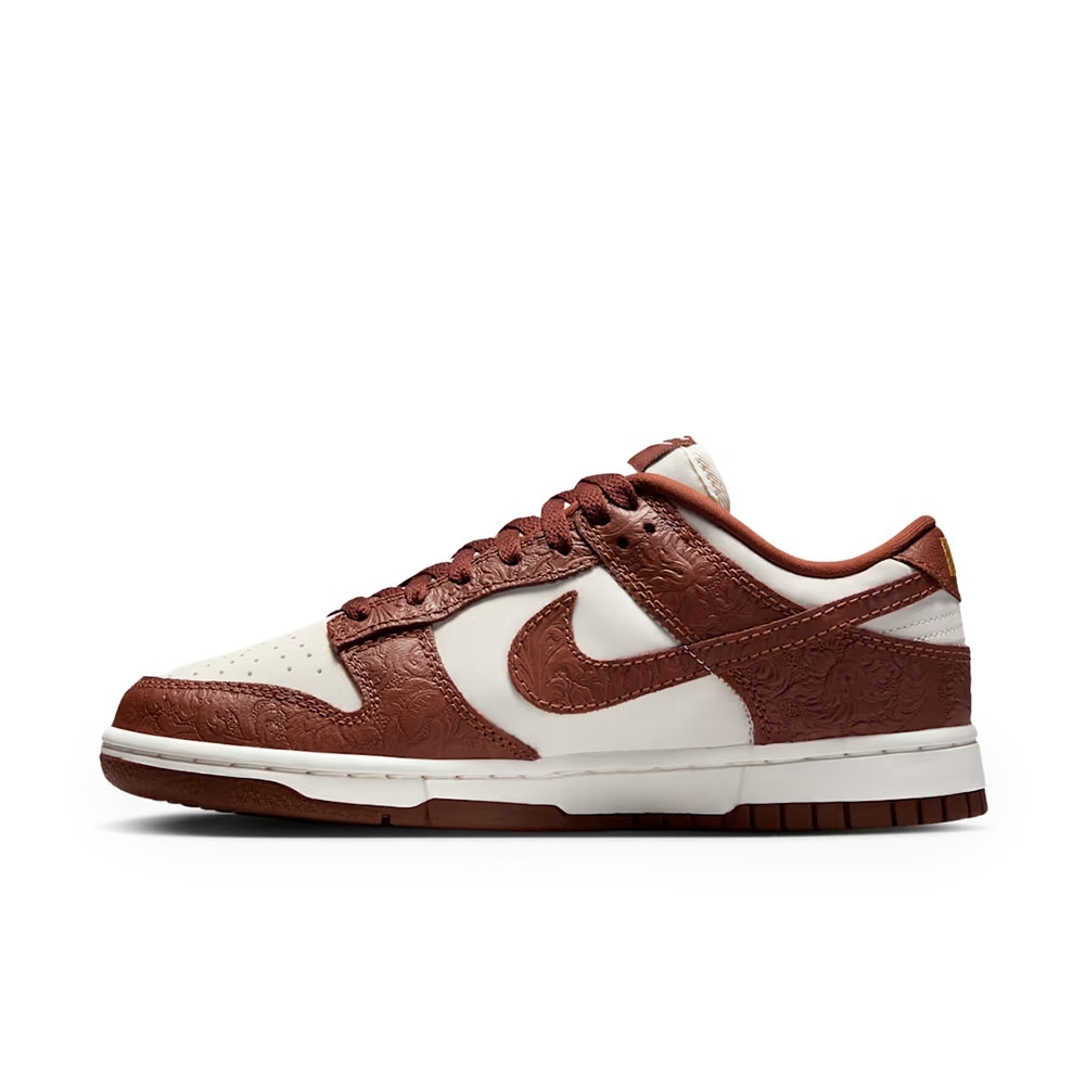 Tênis Nike Dunk Low Marrom