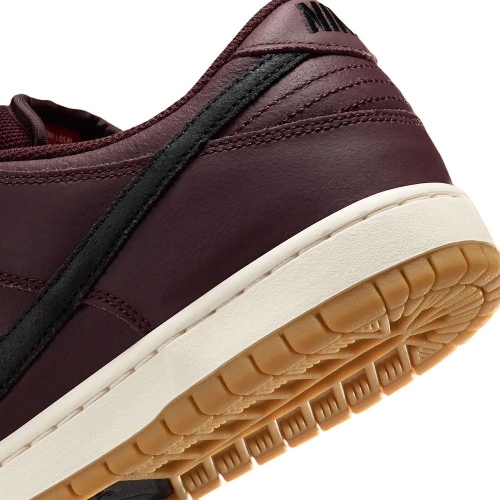 Tênis Nike Dunk Sb Low Pro Marrom