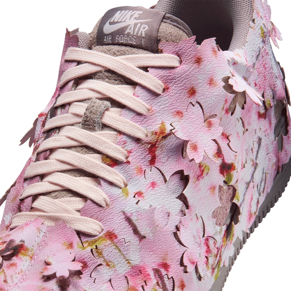 Tênis Nike Air Force 1 07 Estampado