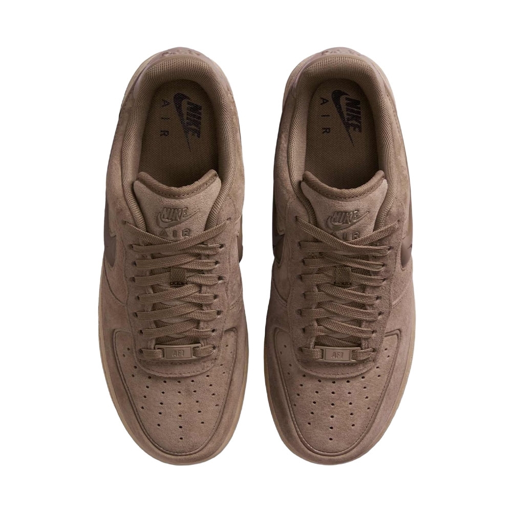 Tênis Nike Air Force 1 07 Marrom