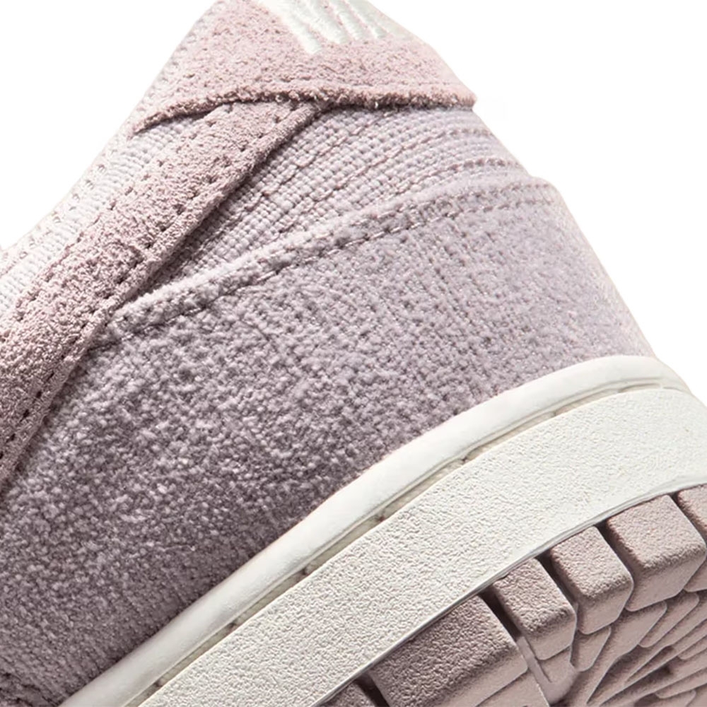 Tênis Nike Dunk Low Rosa