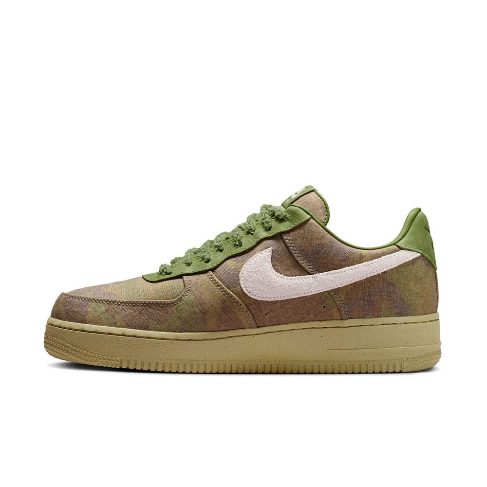 Tênis Nike Air Force 1 Low Camuflado