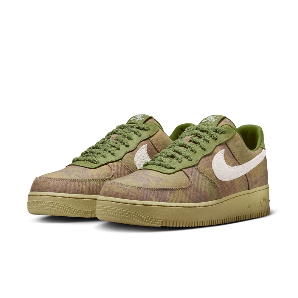 Tênis Nike Air Force 1 Low Camuflado