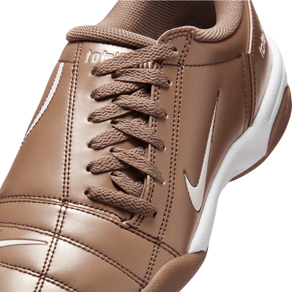Tênis Nike Total 90 Marrom