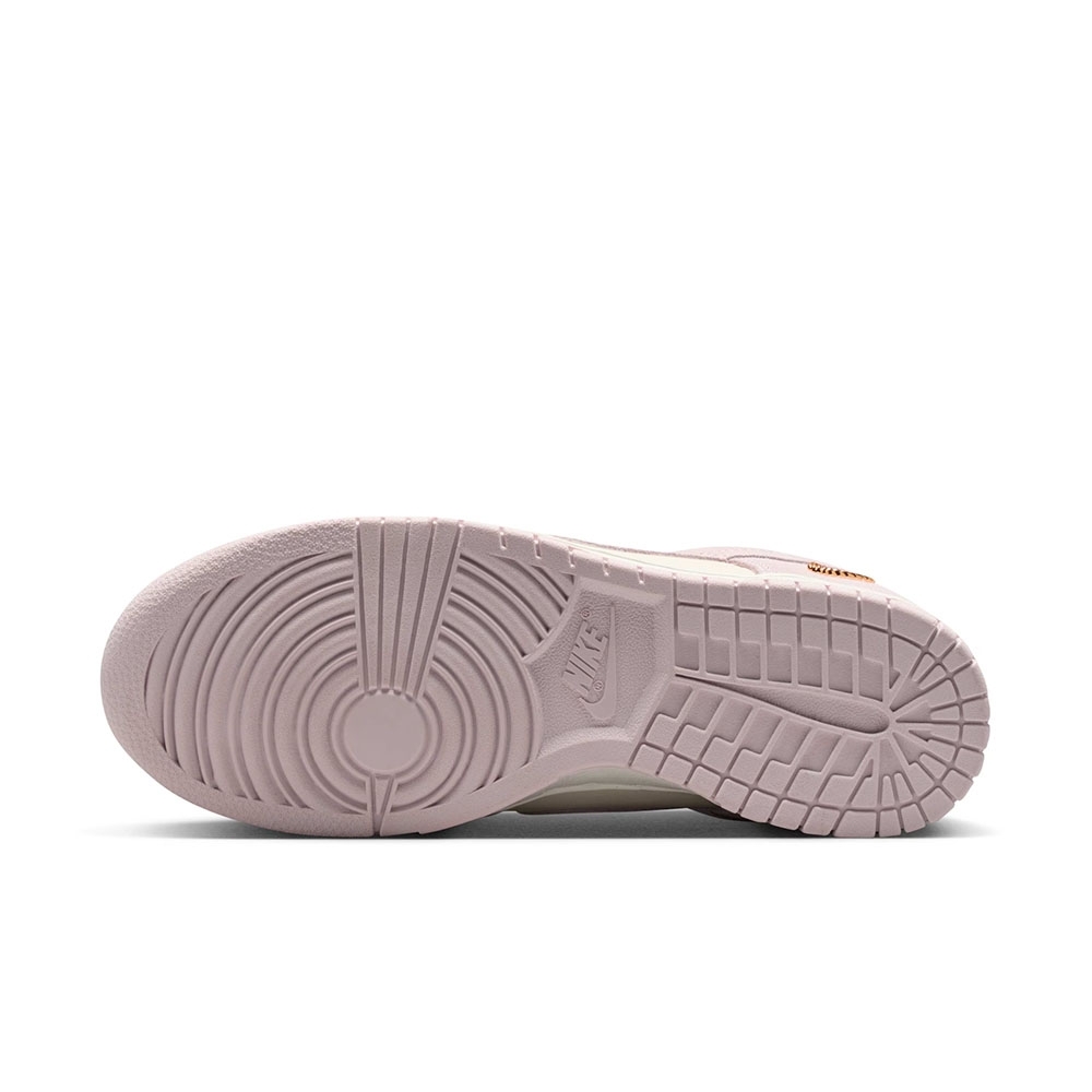 Tênis Nike Dunk Low Branco/lilás