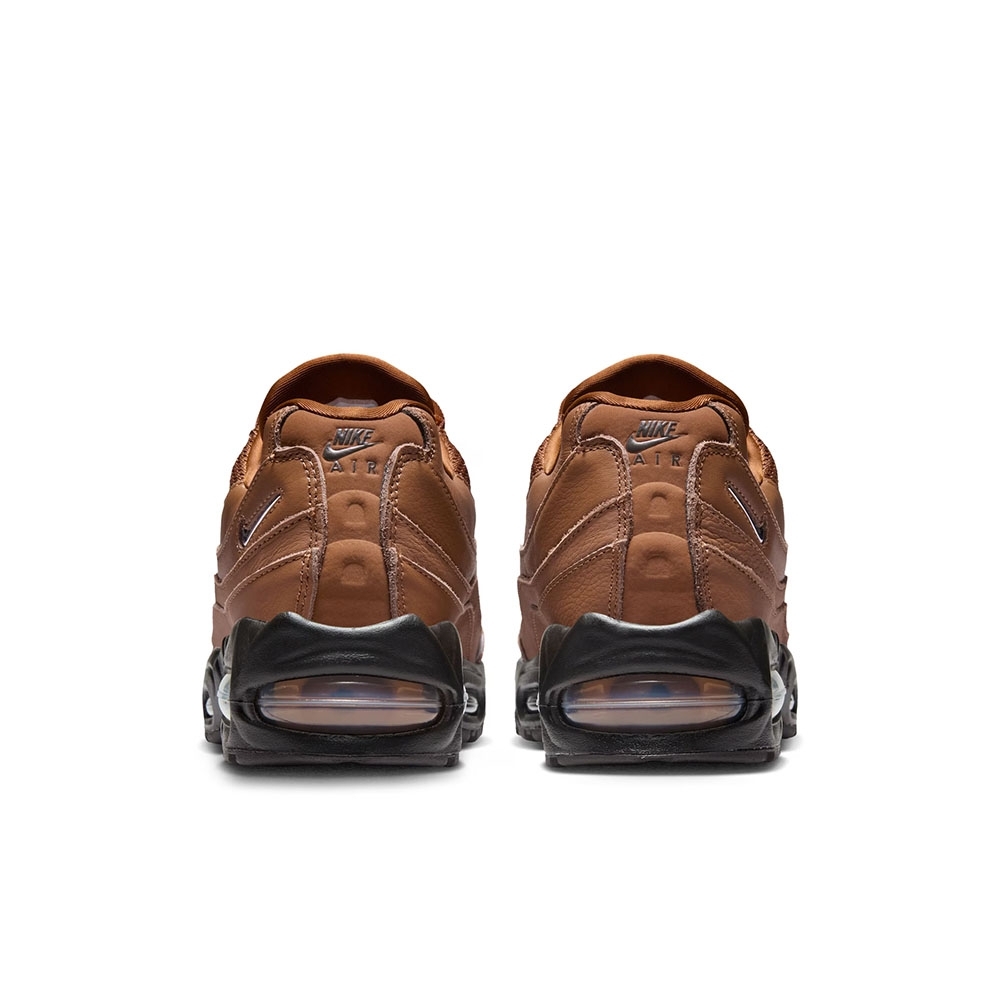 Tênis Nike Air Max 95 Marrom