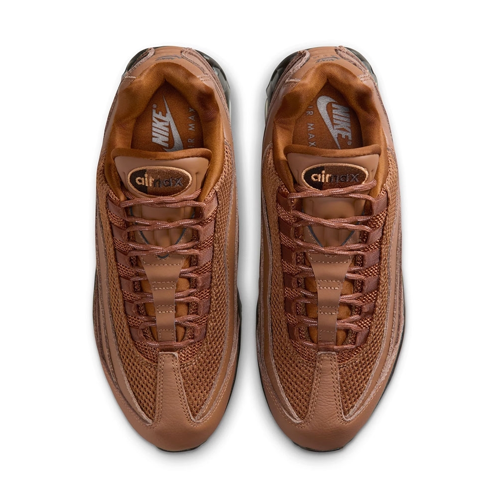 Tênis Nike Air Max 95 Marrom