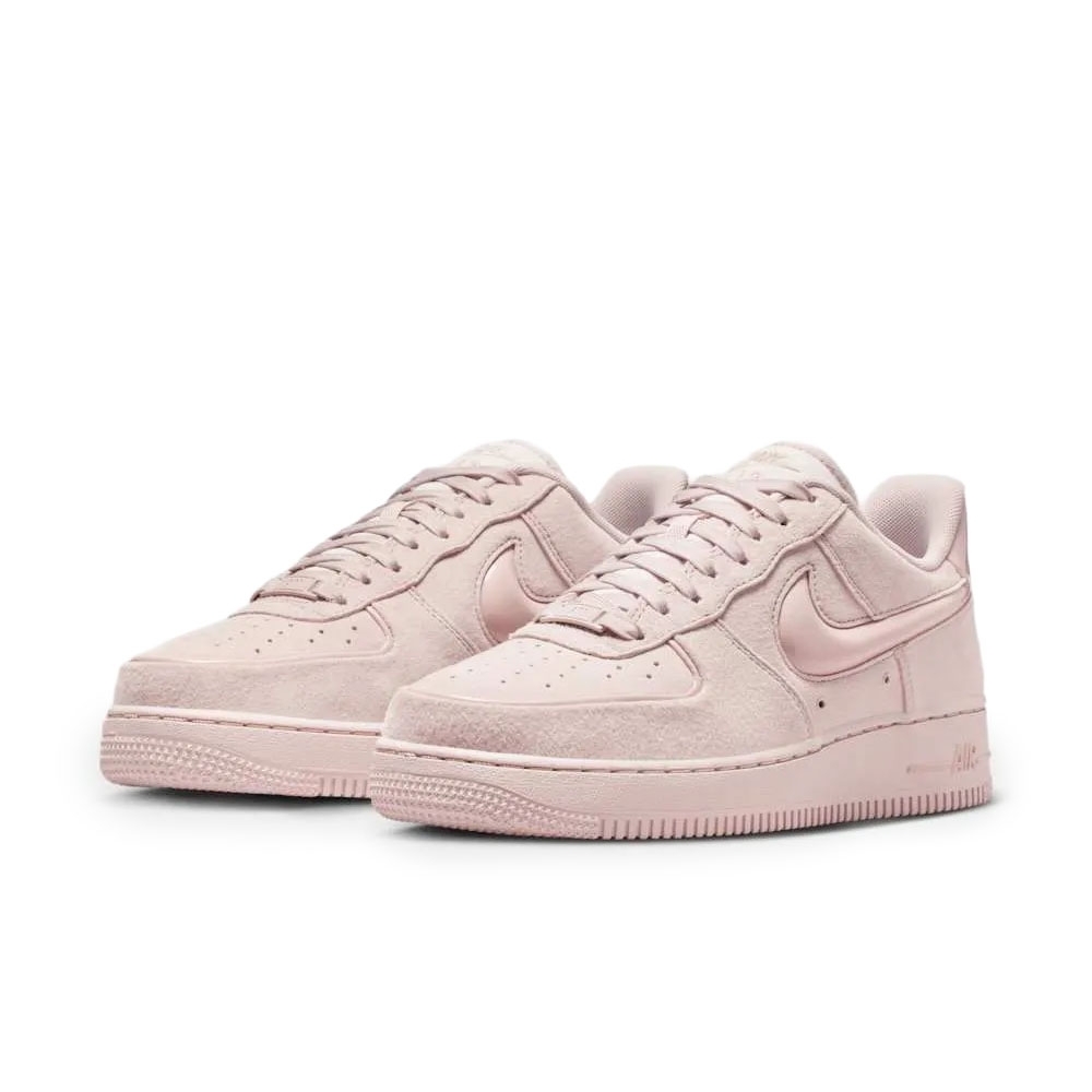 Tênis Nike Air Force 1 07 Rosa