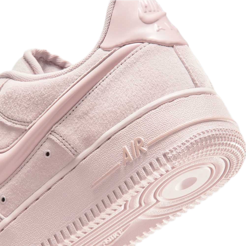Tênis Nike Air Force 1 07 Rosa