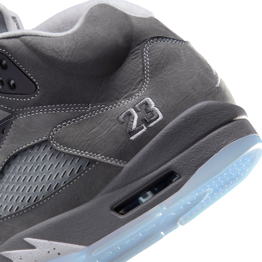 Tênis Nike Air Jordan 5 Cinza