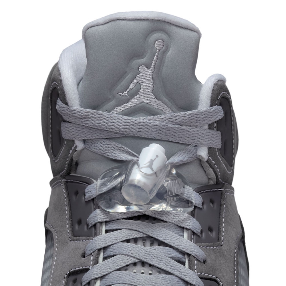 Tênis Nike Air Jordan 5 Cinza