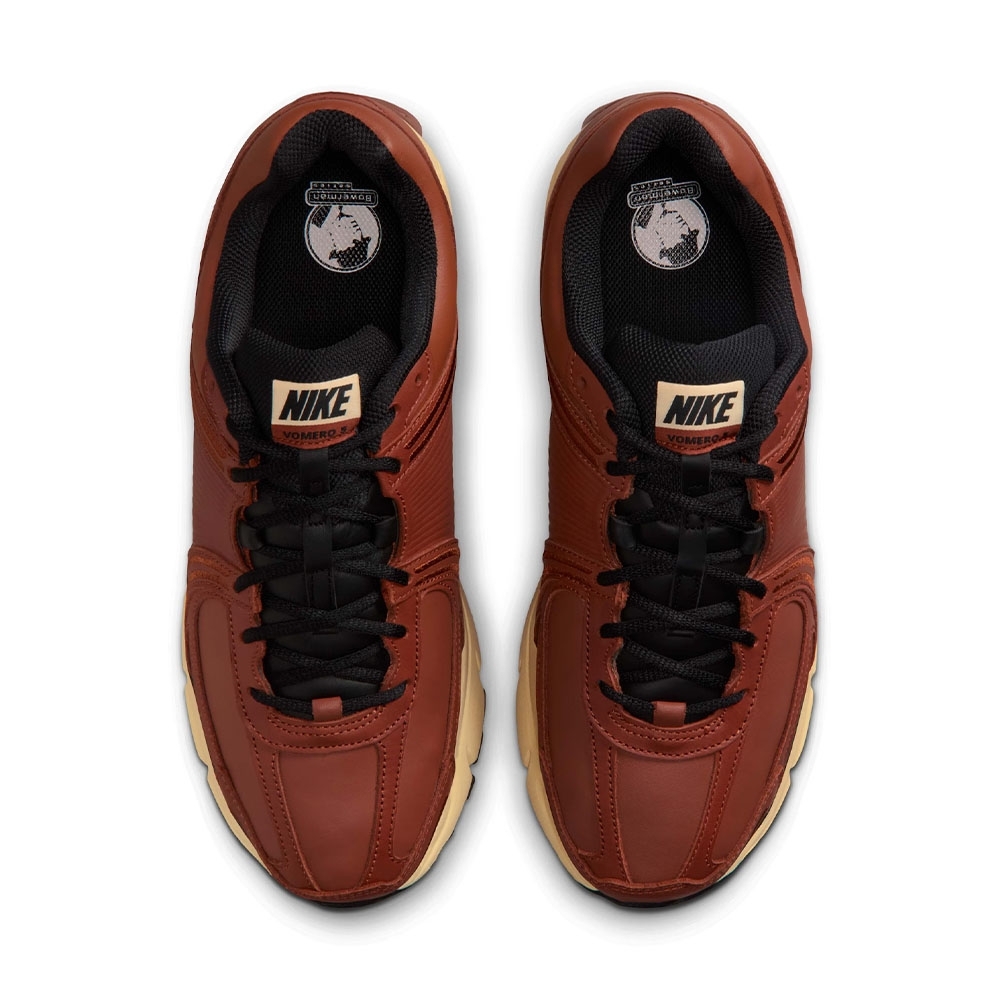 Tênis Nike Zoom Vomero 5 Marrom