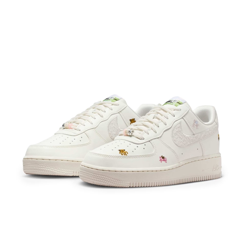 Tênis Nike Air Force 1 07 Branco