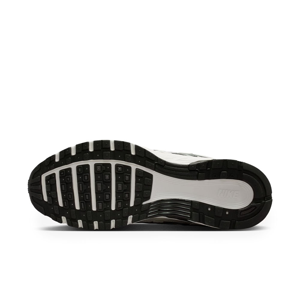 Tênis Nike P-6000 Branco/preto