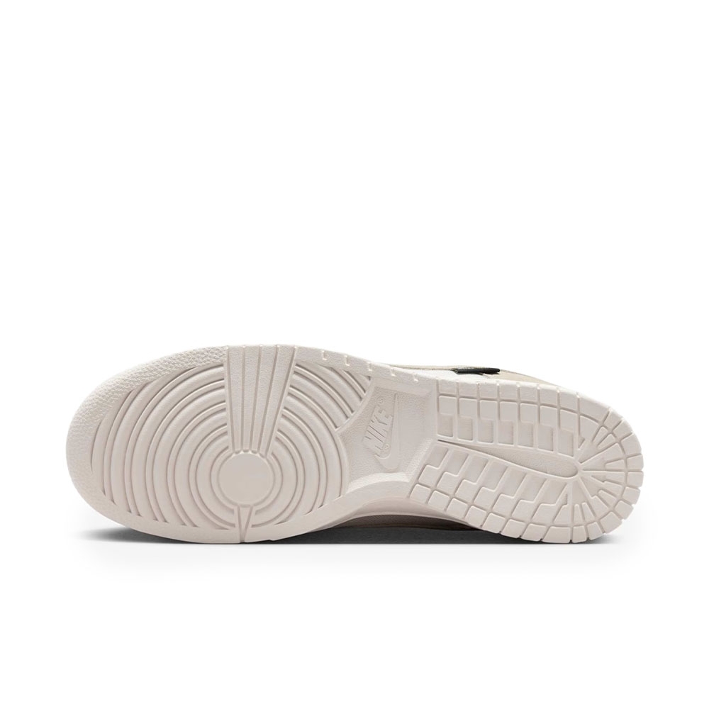 Tênis Nike Dunk Low Bege