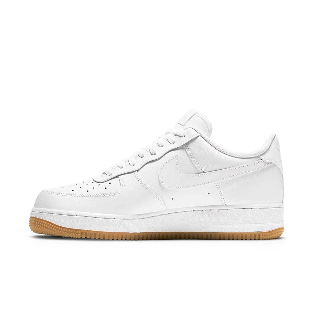 Tênis Nike Air Force 1 07 Branco/marrom