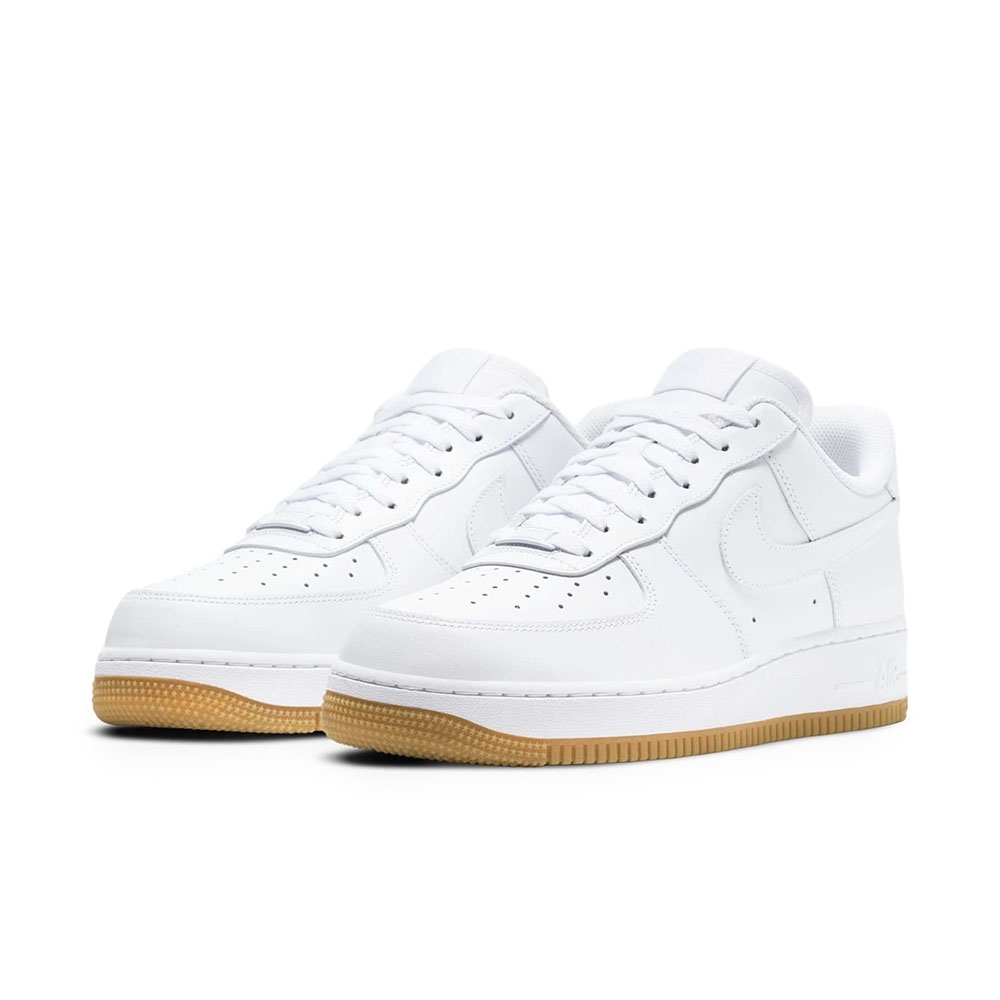 Tênis Nike Air Force 1 07 Branco/marrom